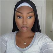 Je donne des cours particuliers d’anglais pour les débutants et les personnes qui souhaitent tout simplement améliorer leur niveau